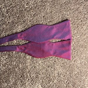 Tommy Hilfiger bow tie red and blue